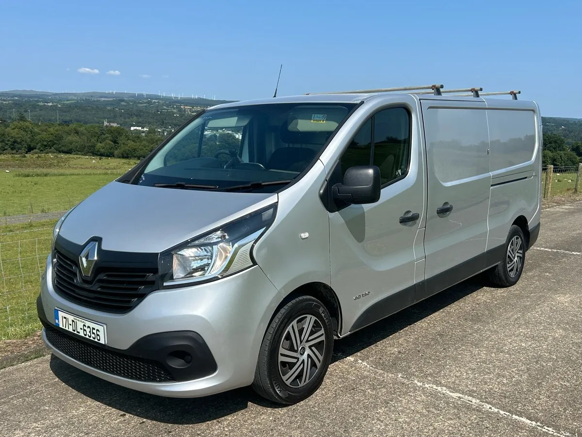 2017 Renault Traffic LWB Business + - Image 4