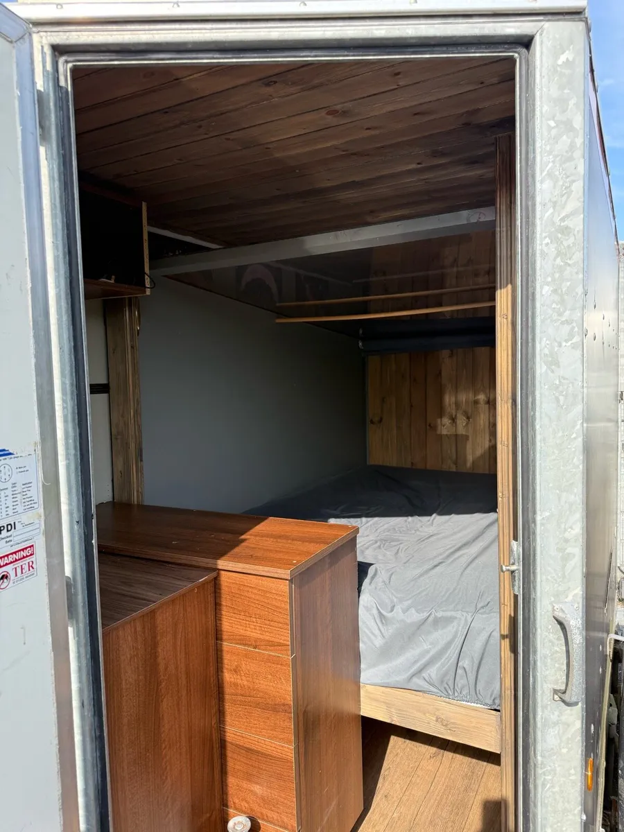 Camping cargo trailer - Image 3