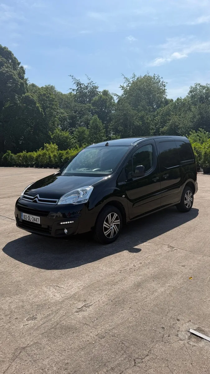 Black Citroen Berlingo 2018 (182) Looks pack model - Image 1