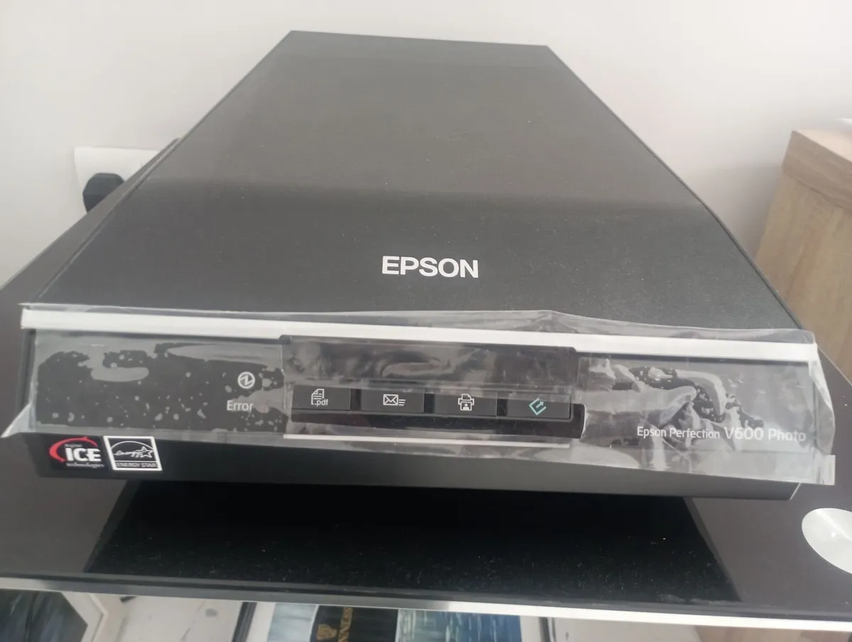 Canon printer Pro10 S and Epson scanner - Image 4