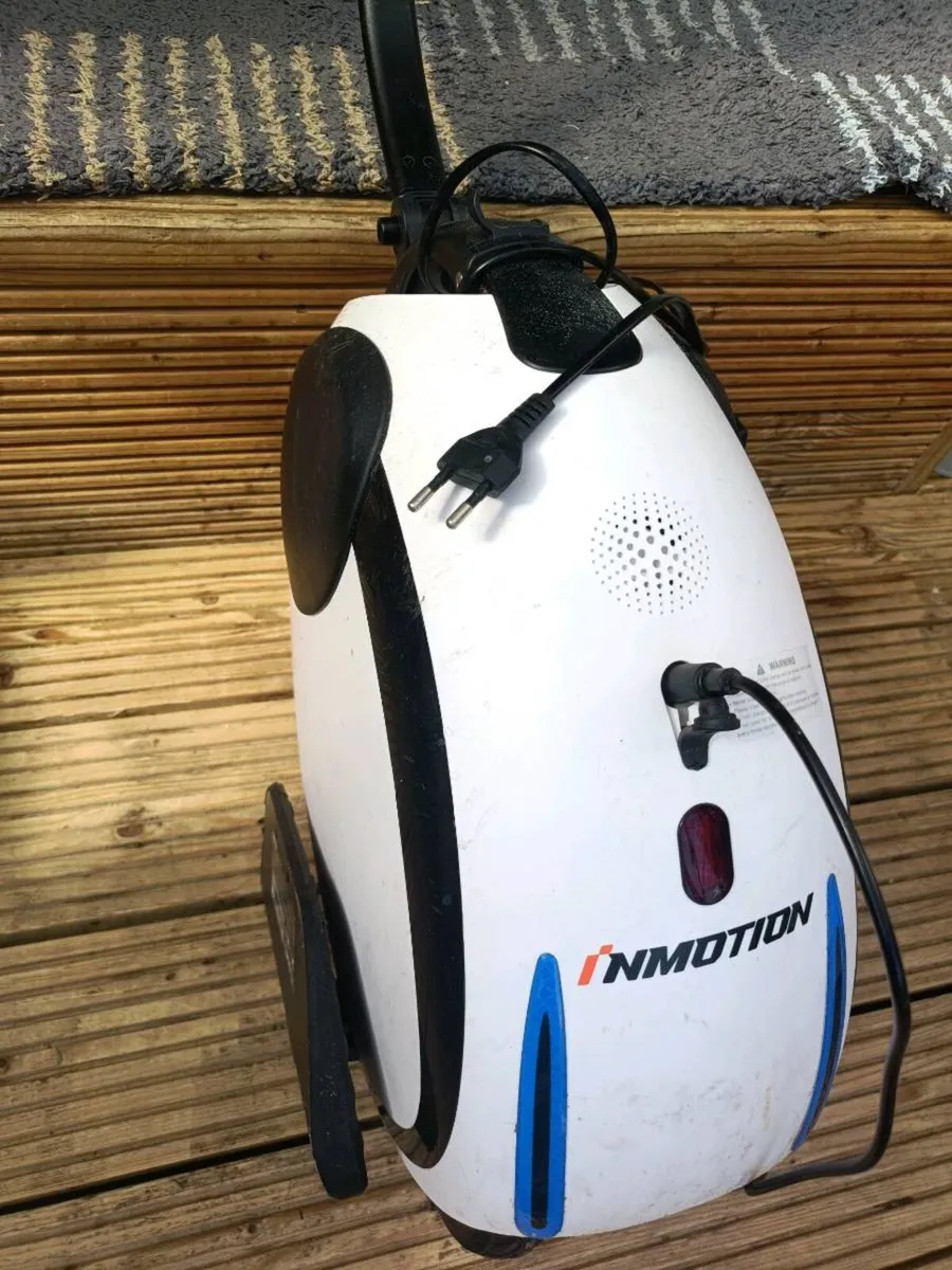 Inmotion E20 Electric Unicycle (Pick-up only) - Image 4