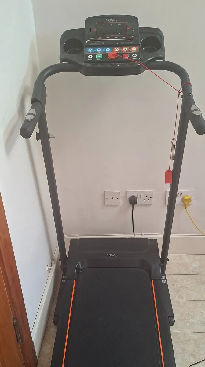 Treadmill - Image 1