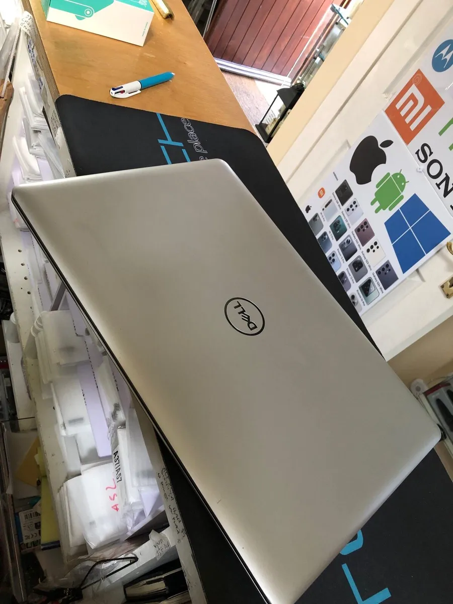Dell 5770 17inc display 8ram 1tb hard 4gpu - Image 3