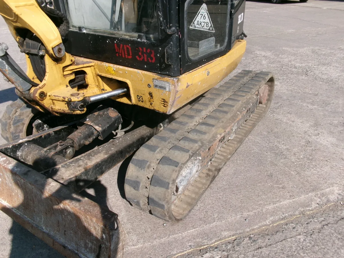 Cat 302.7D digger  #14005157 - Image 2