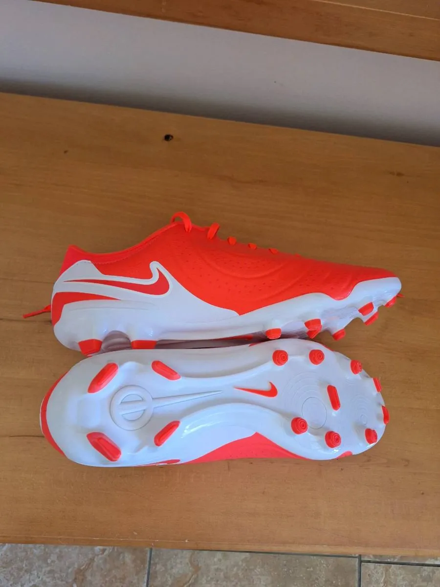 Nike Tiempo boots - Image 3