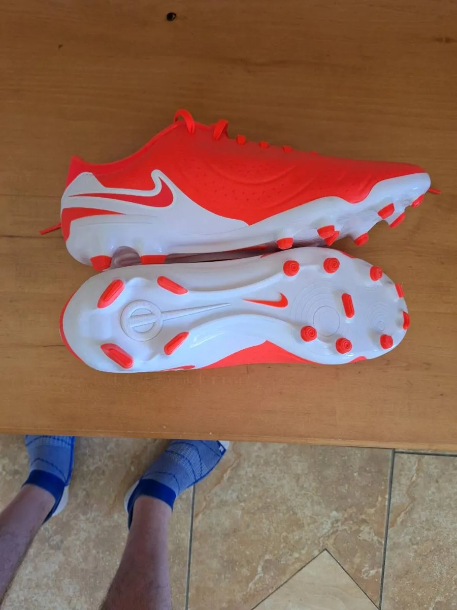 Nike Tiempo boots - Image 4