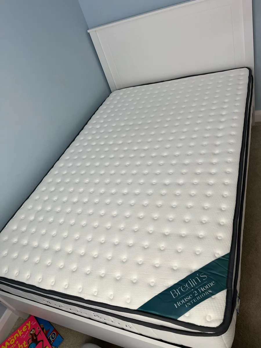 1000 pocket elite Mattress 4ft - Image 1
