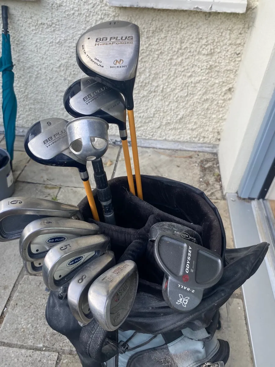 Golf clubs - 2 sets one men’s one women’s - Image 2