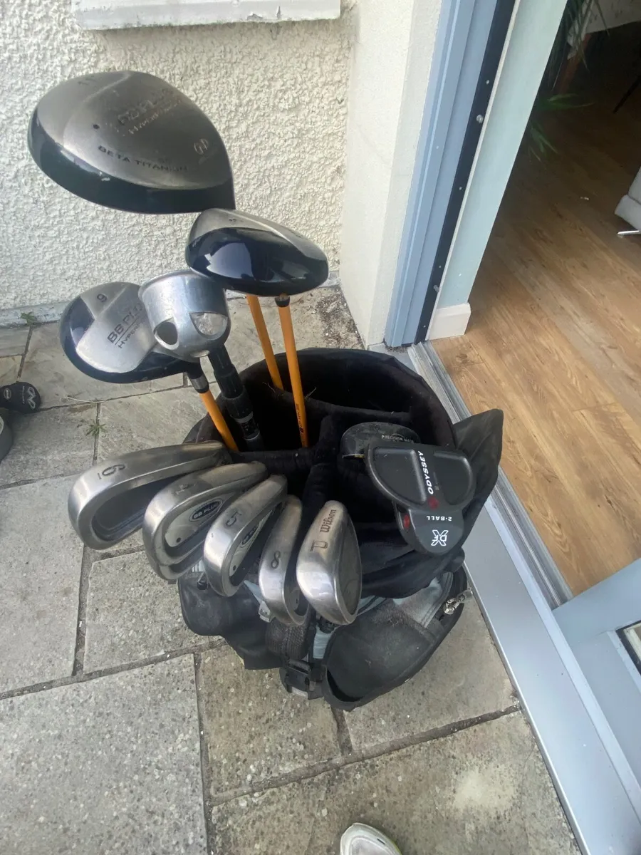 Golf clubs - 2 sets one men’s one women’s - Image 1