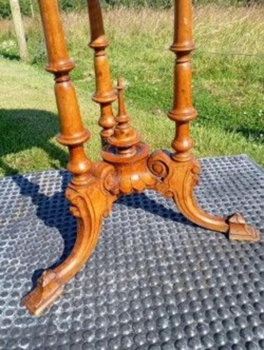 Antique Victorian Walnut Tripod Occasional Table - Image 3