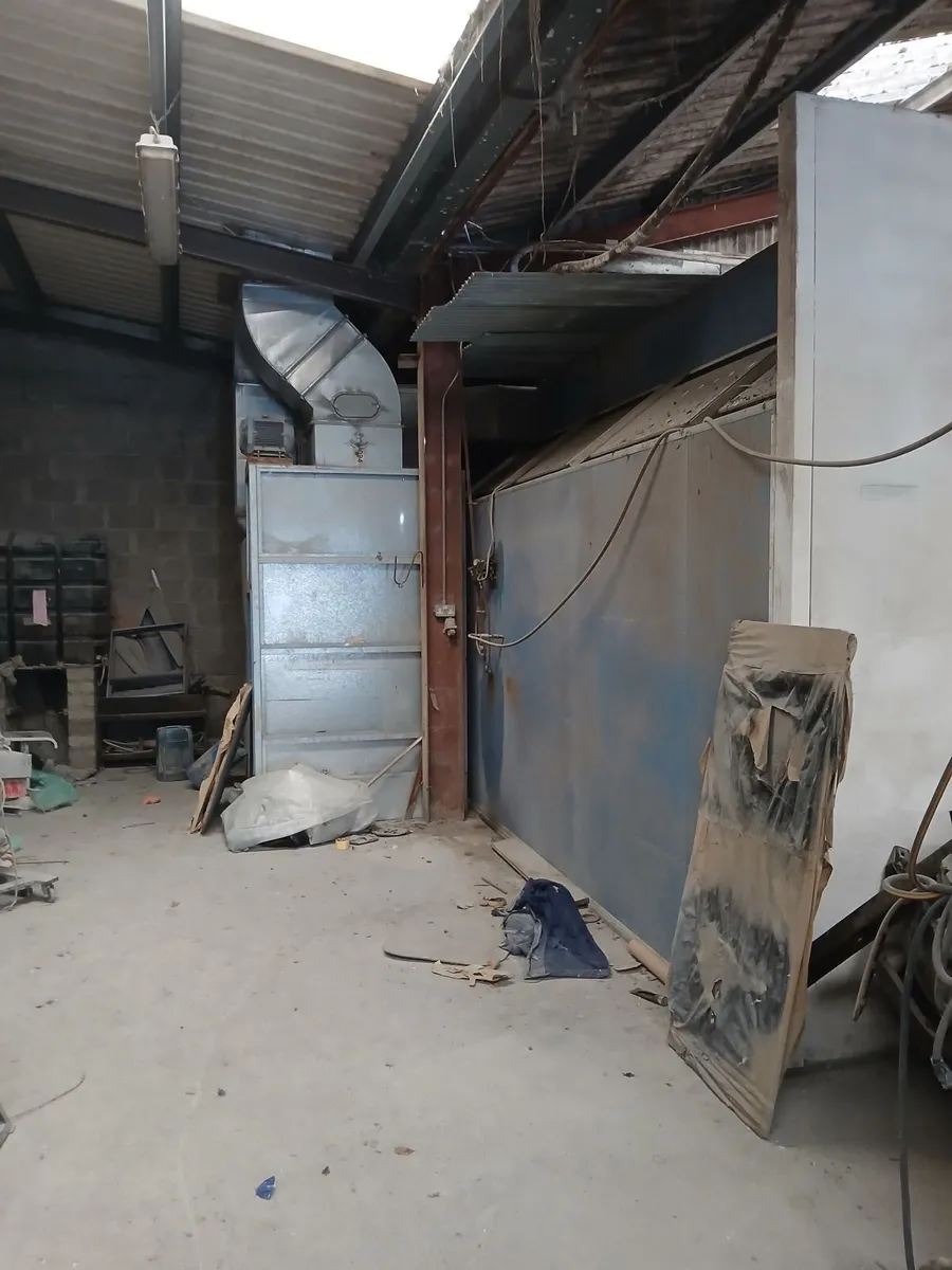 Spray Booth - Image 3