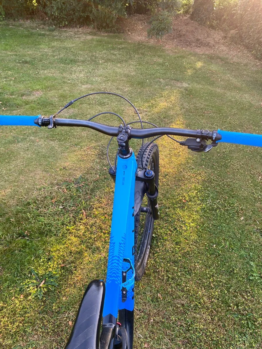 Marin rift zone 1 full suspension mountain bike - Image 3