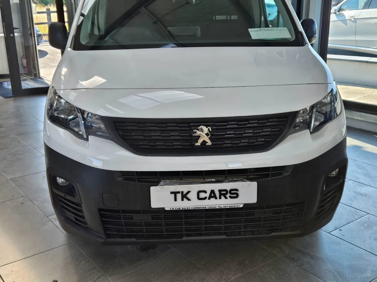 19 PEUGEOT PARTNER 3 SEATER - Image 2