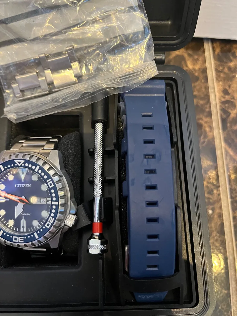 Citizen men’s drivers watch - Image 3