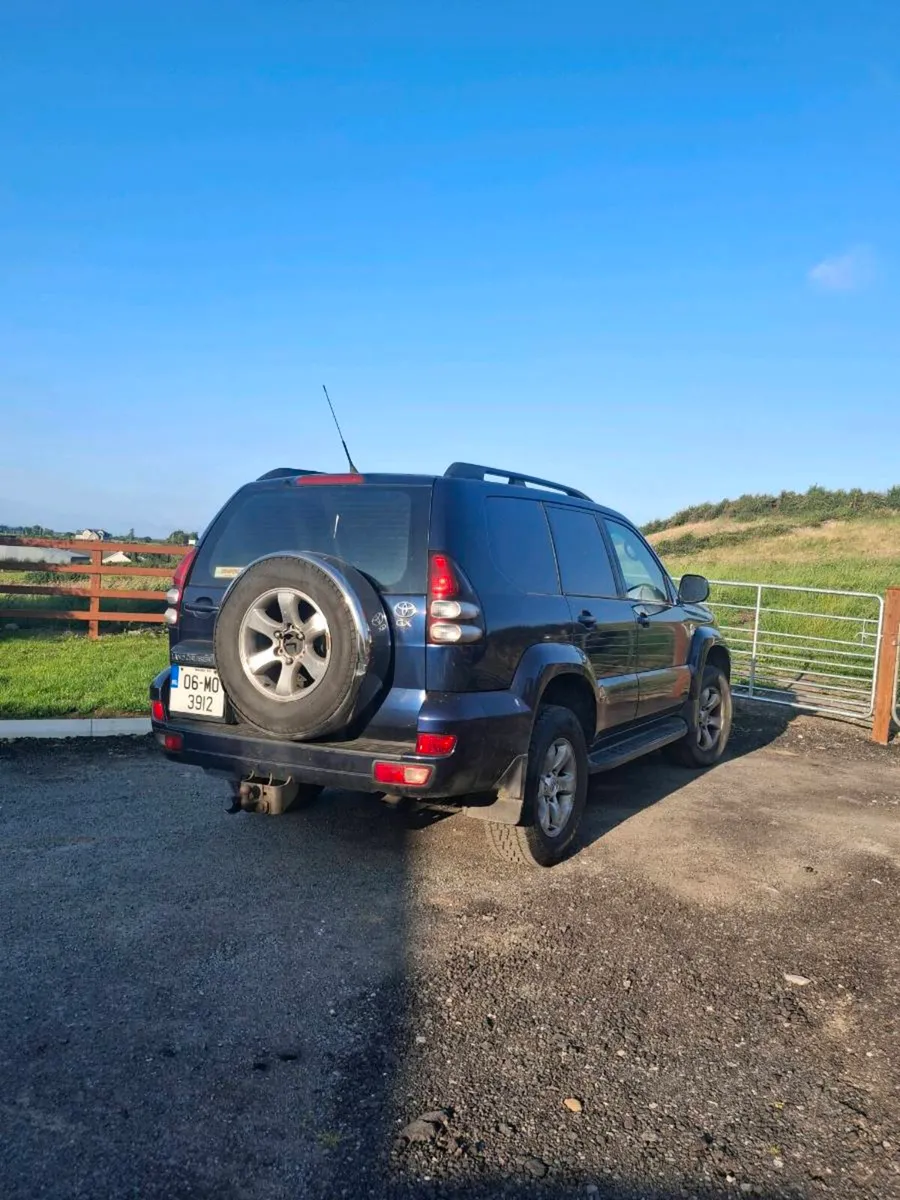 Toyota landcruiser - Image 2