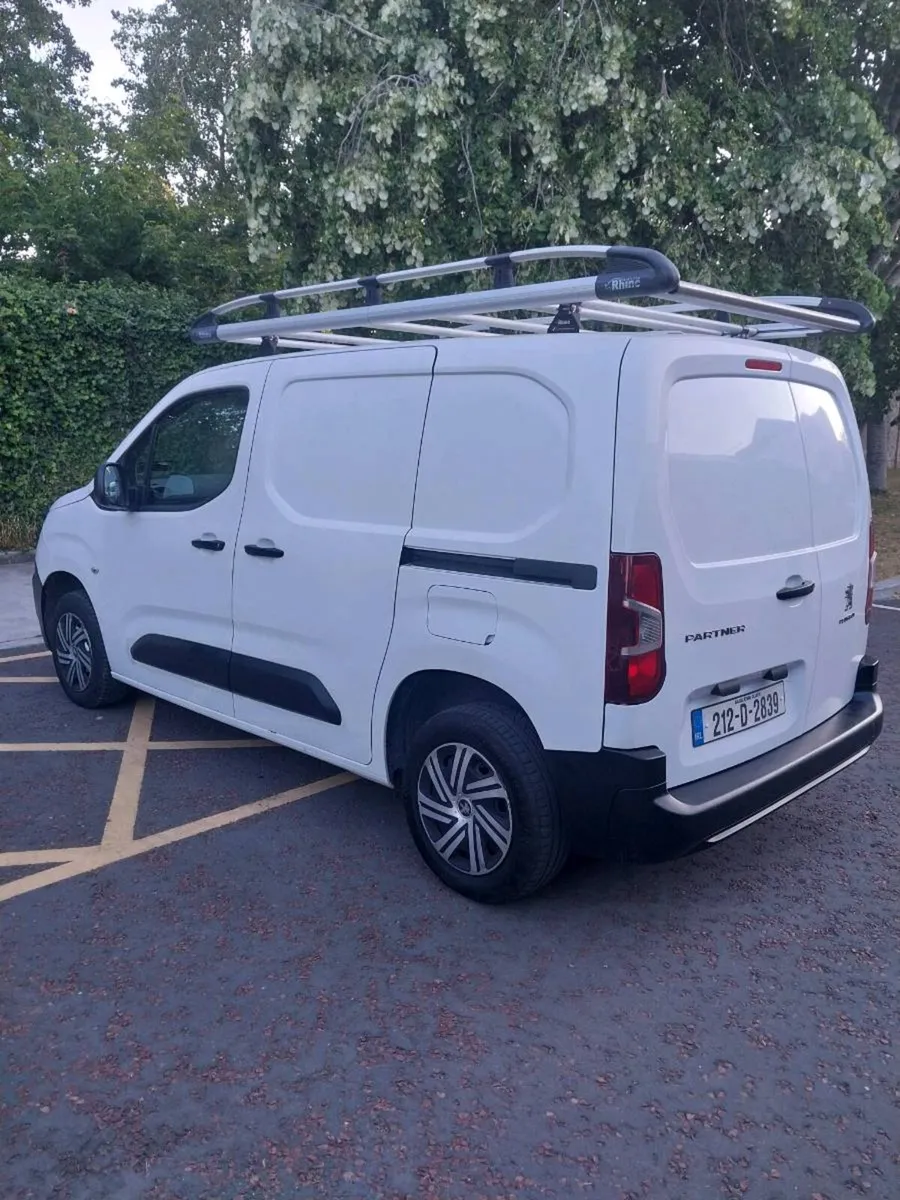 Peugeot partner 1.5 blue - Image 1
