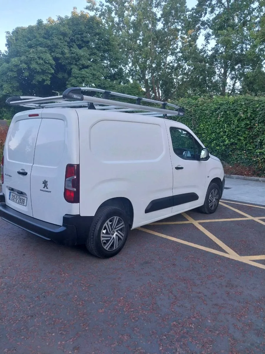 Peugeot partner 1.5 blue - Image 2