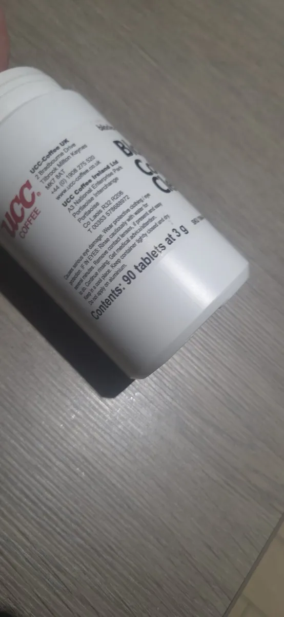 Black and white cleaning tablets - Image 2