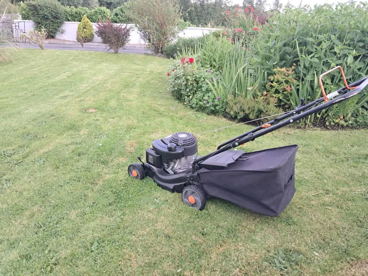 Lawnmower - Image 2