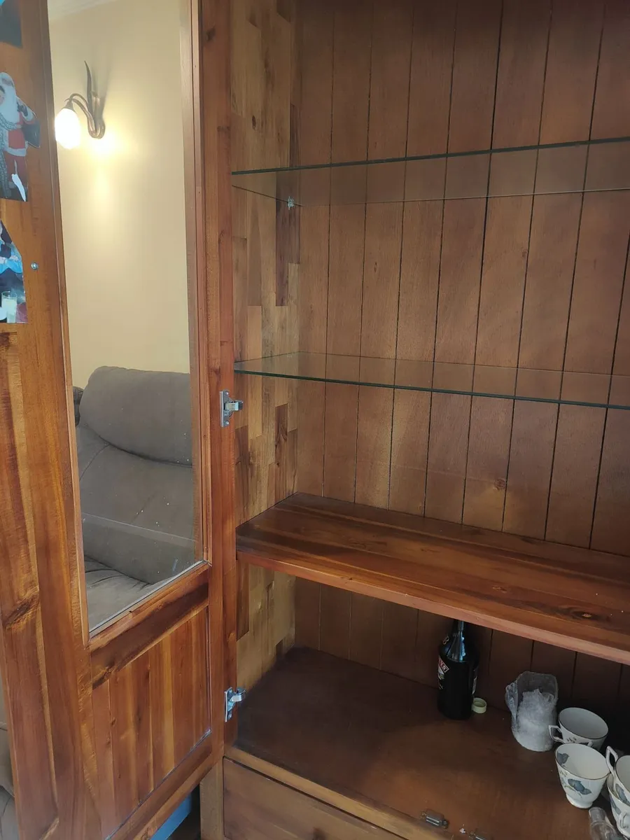 Display cabinet - Image 1
