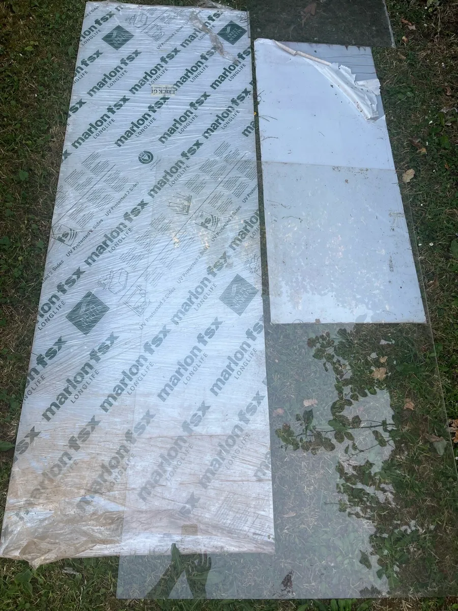 4 polycarbonate sheets - Image 2