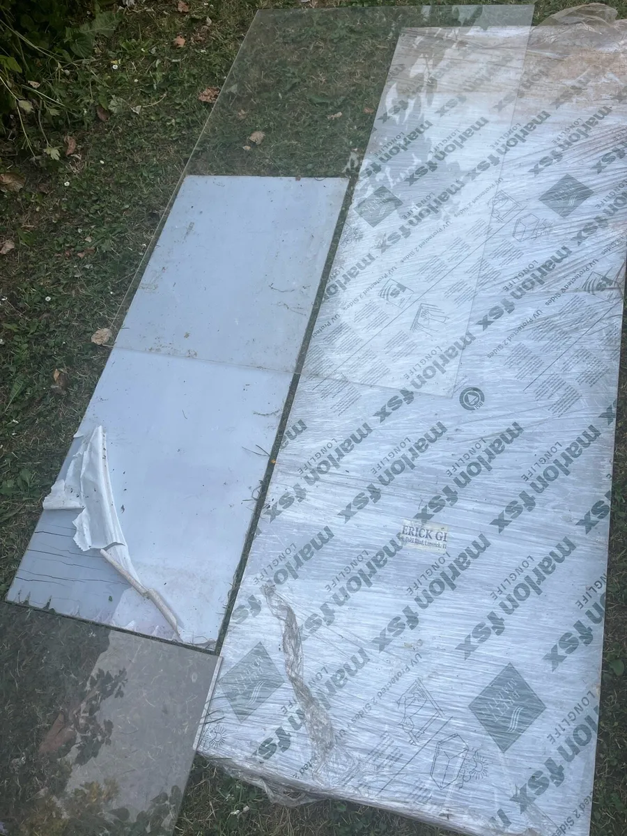 4 polycarbonate sheets - Image 3