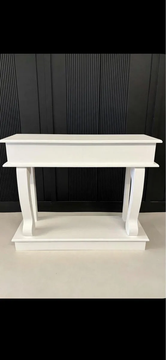 Console table - Image 3