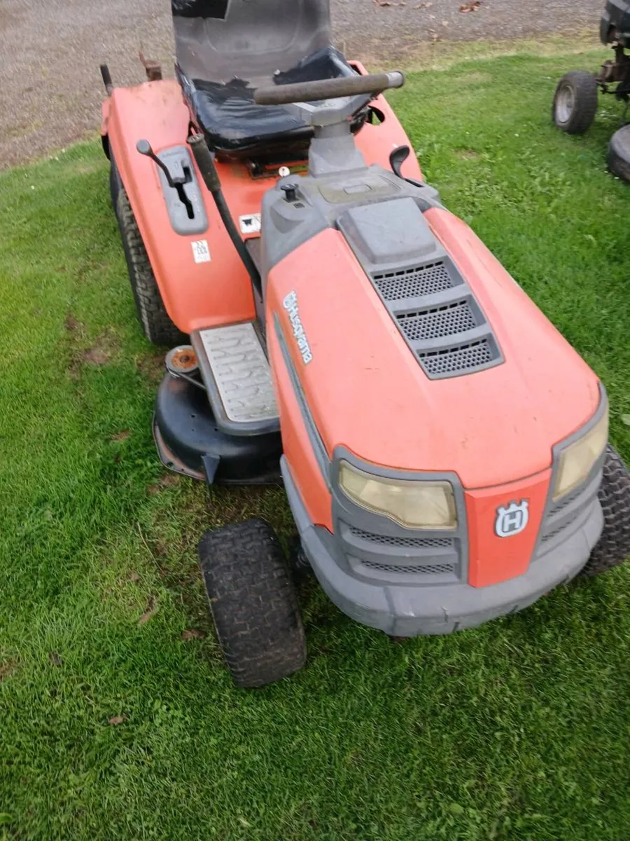 Husqvarnas breaking 4 parts - Image 3