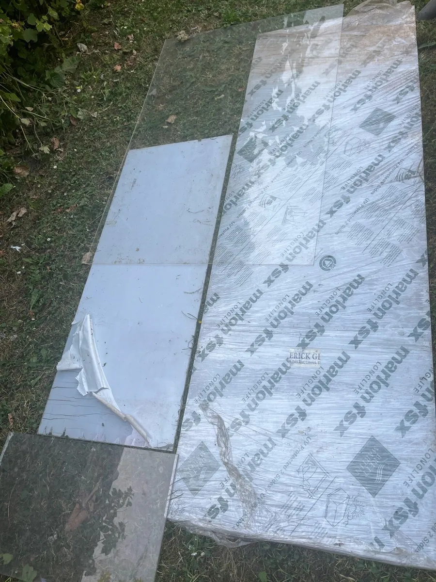 4 polycarbonate sheets - Image 3