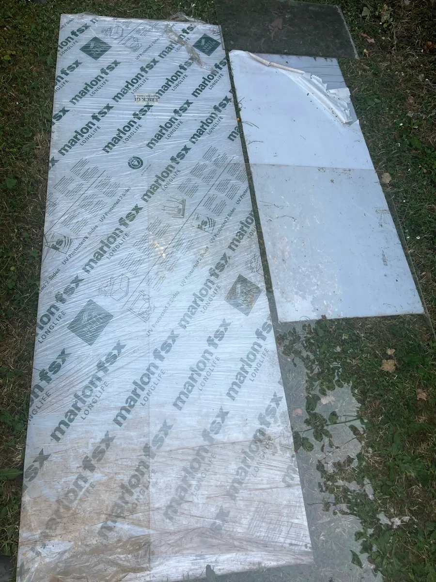4 polycarbonate sheets - Image 2