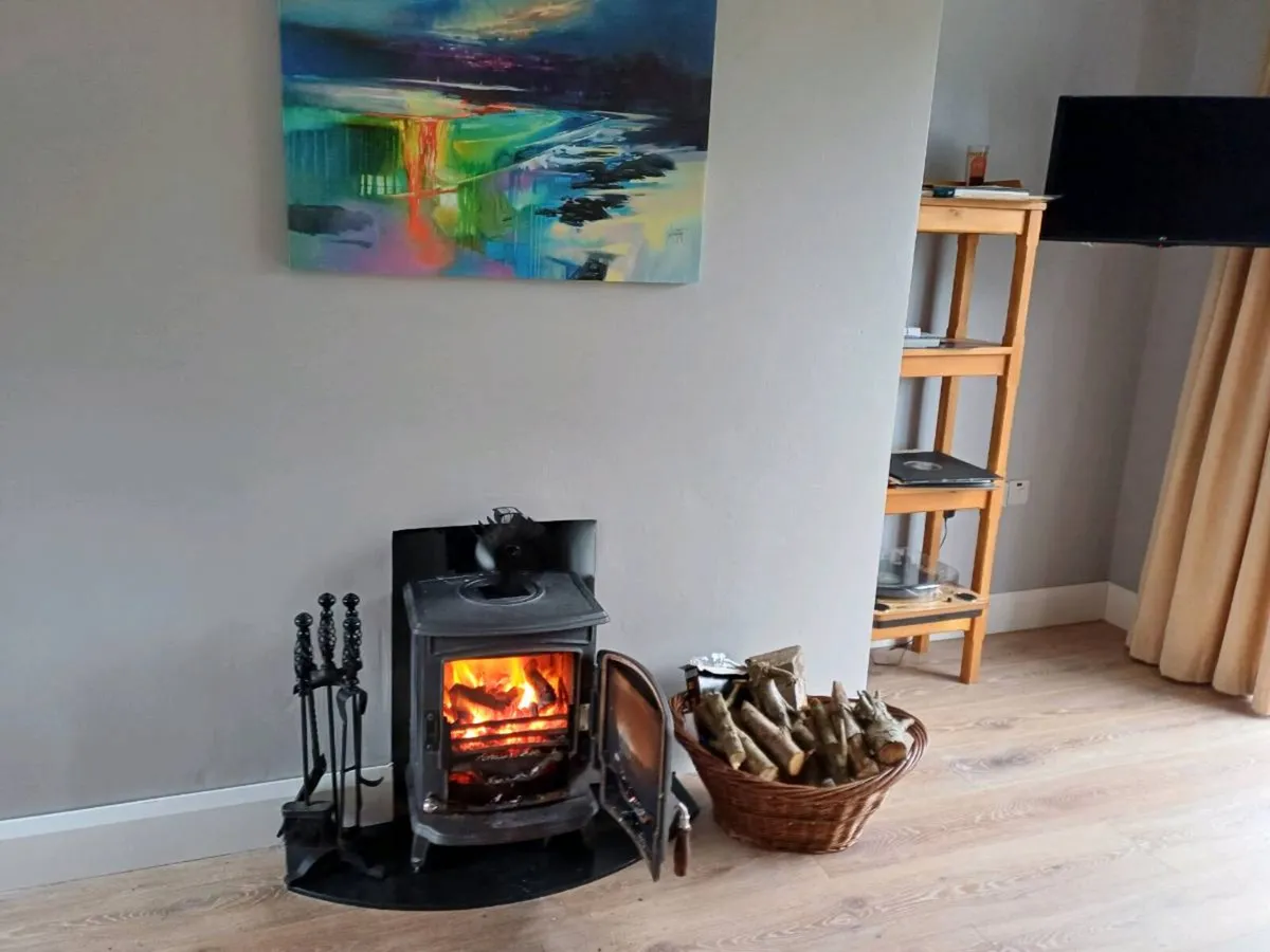Holiday Home - Image 2