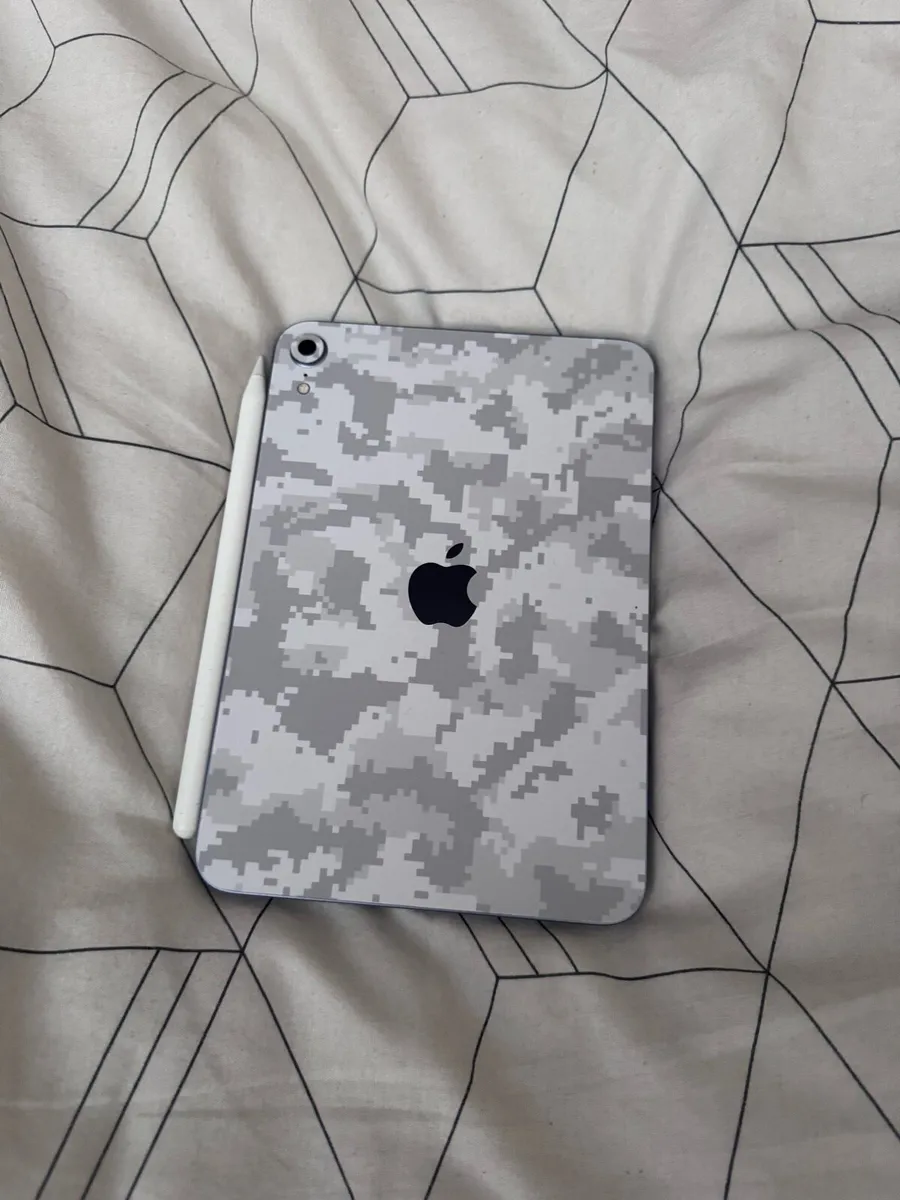 iPad mini 6th gen - Image 1