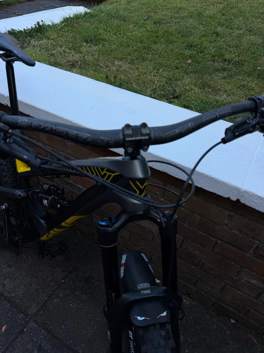YT Capra Pro 2015 - Image 3