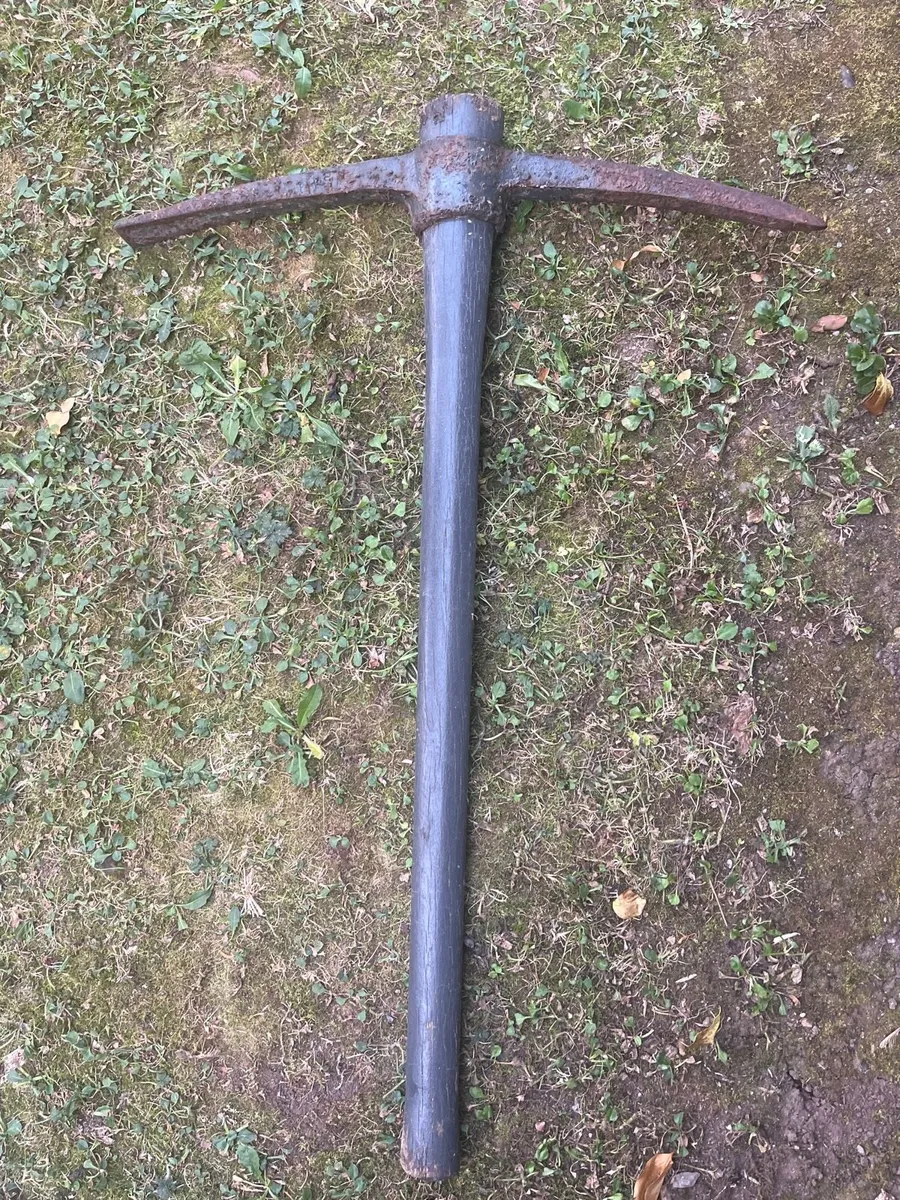 a vintage or antique pickaxe - Image 3