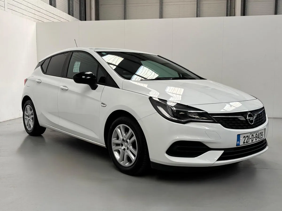 2022 Opel Astra Van - Image 1