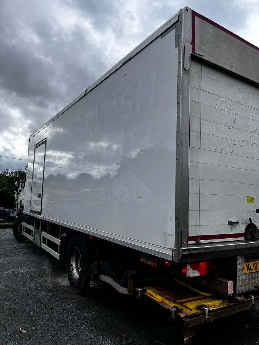 2018 scania p250 fridge - Image 3