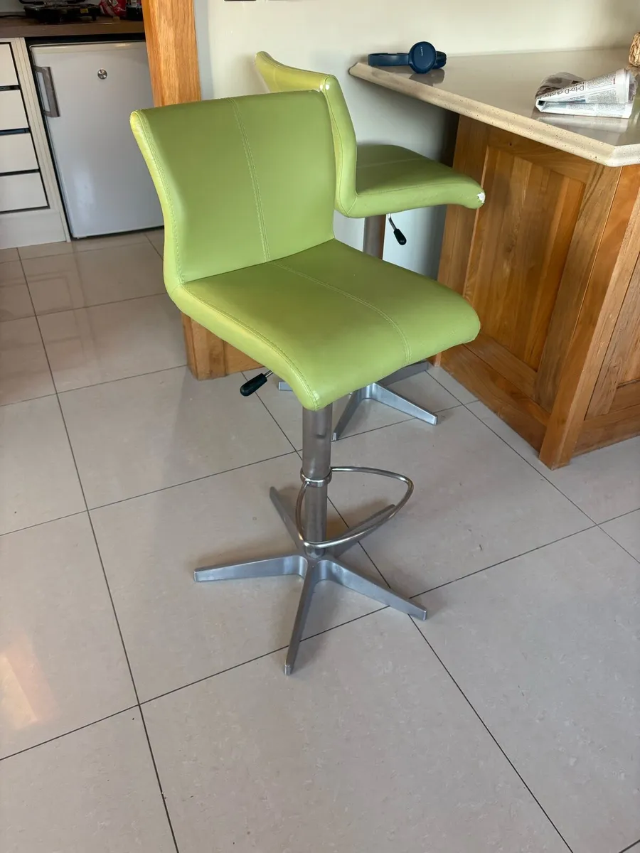 Kitchen Bar stool - Image 1
