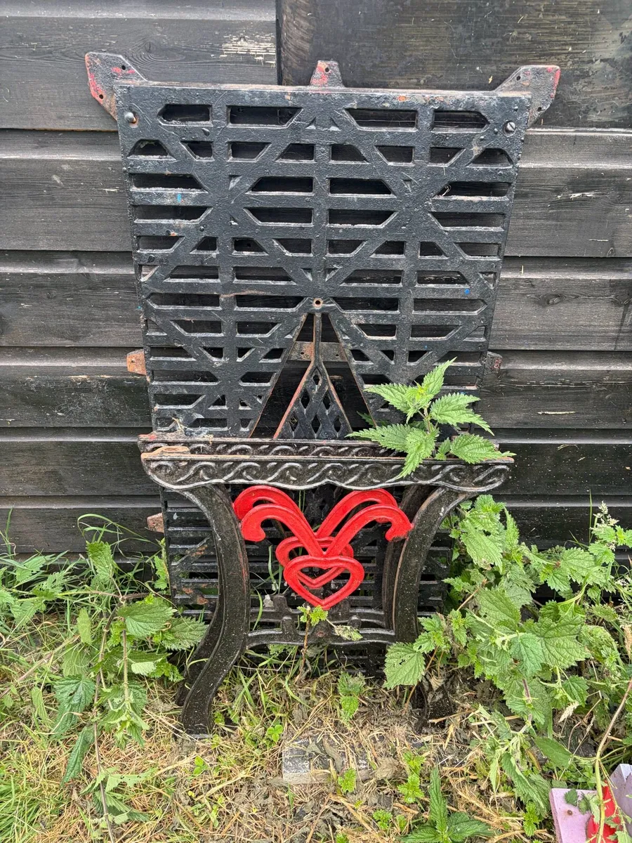 cast iron garden table