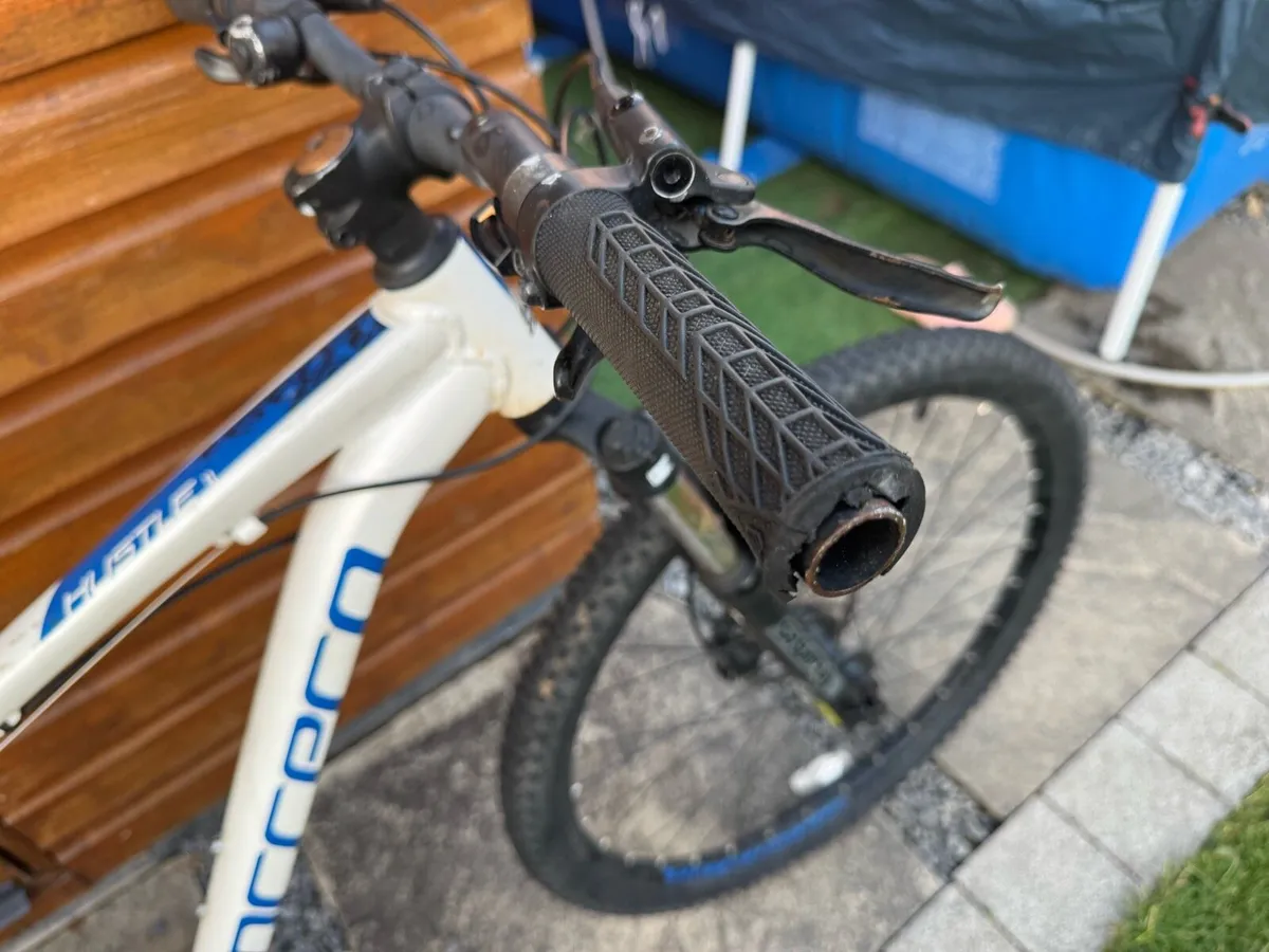 Mountain bike - Image 3