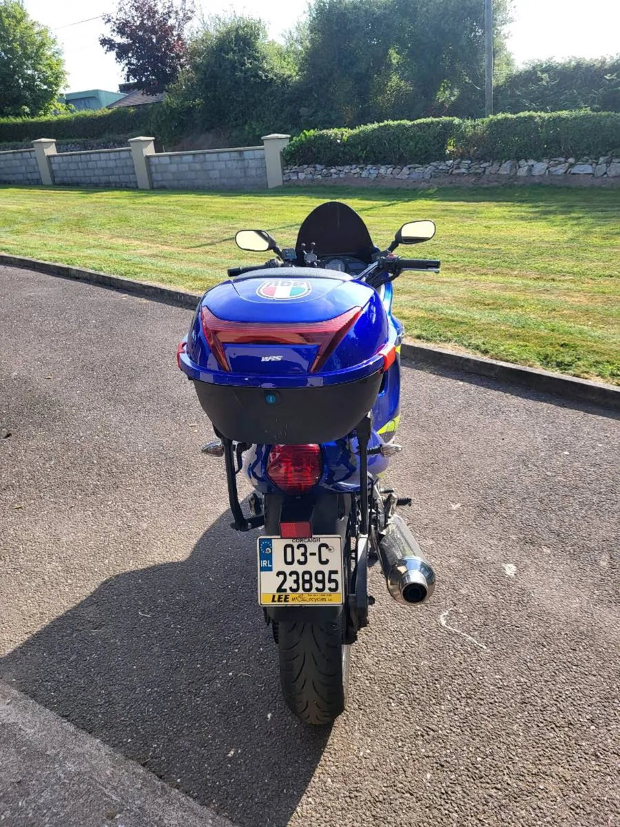 Suzuki gsx600f 2003 - Image 4
