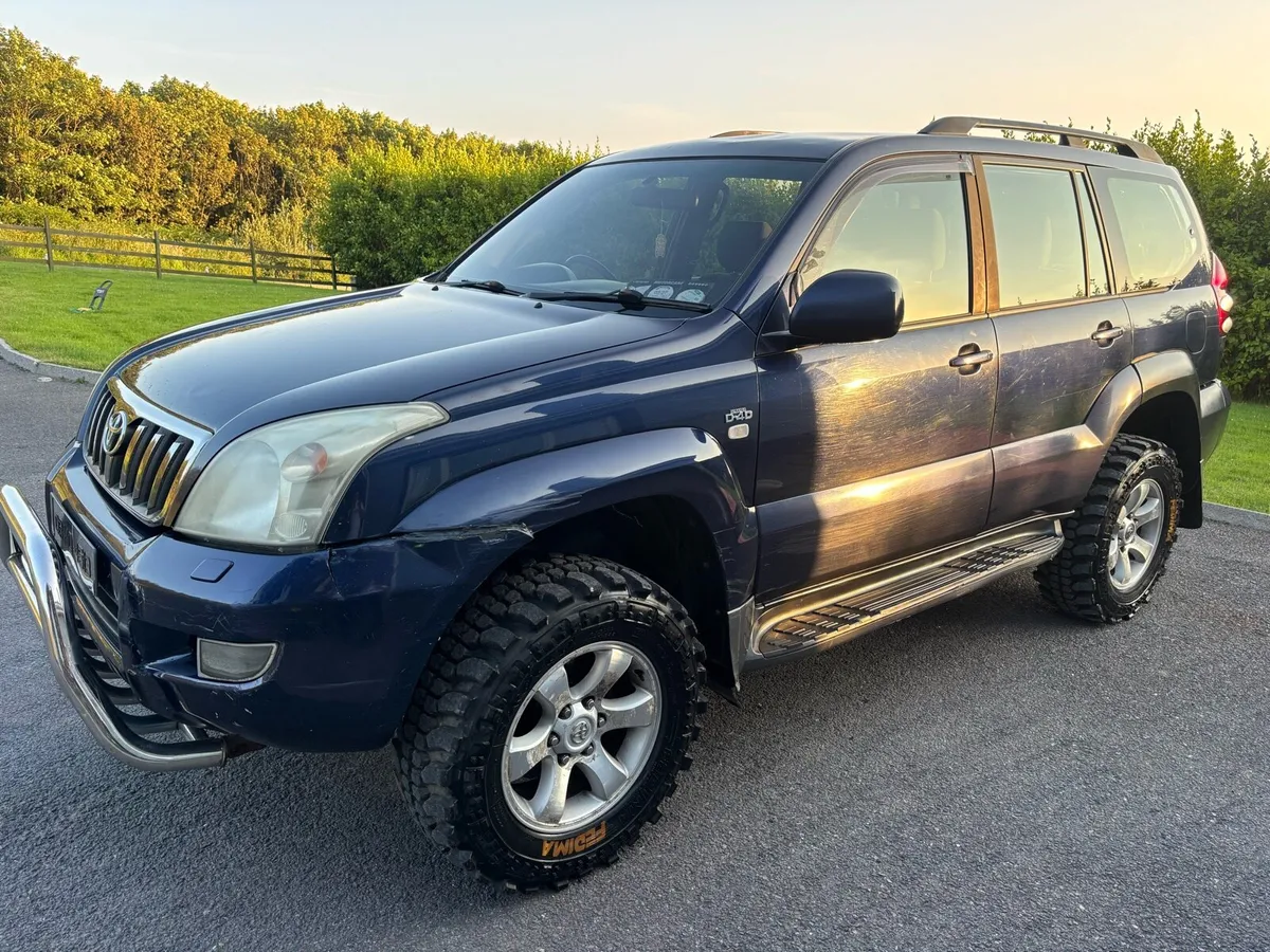 2008 5 seat landcruiser - Image 4