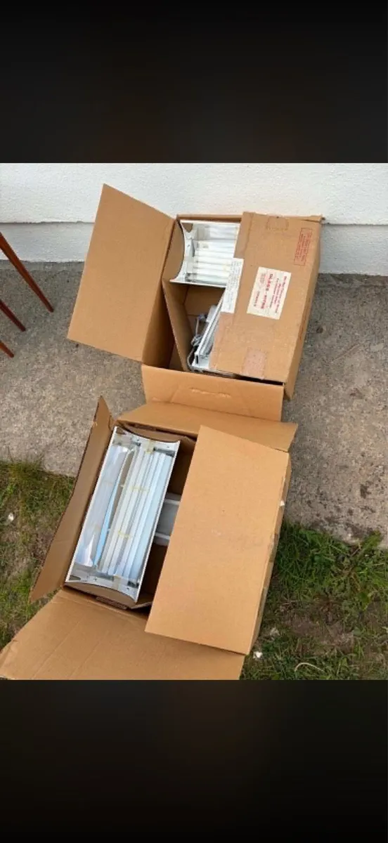 lamps x 2 new for €30 pair - Image 1