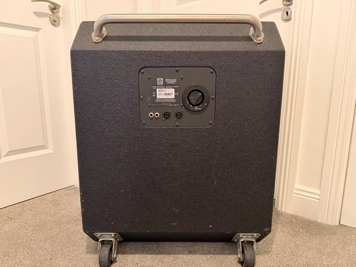 Ampeg SVT-410HLF - Image 2
