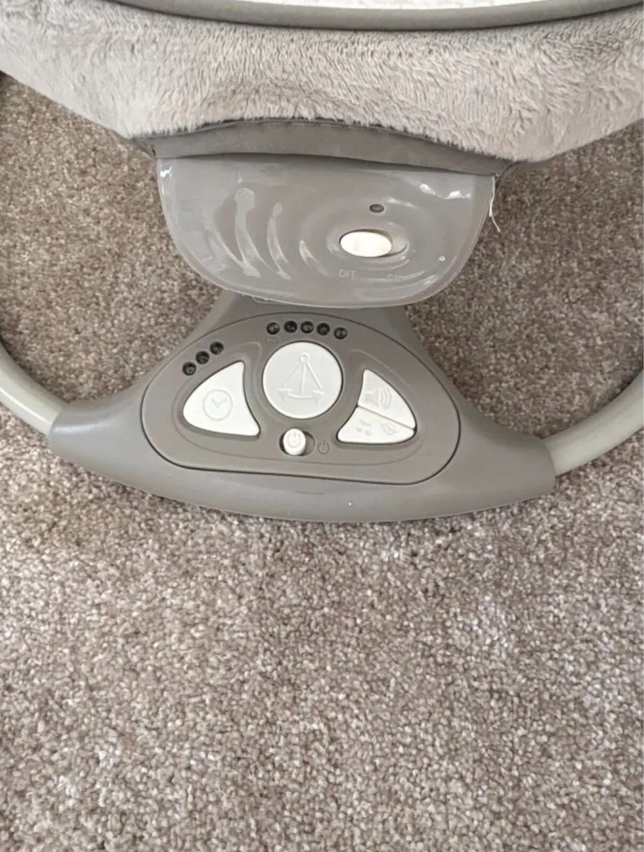 Baby swing - Image 3