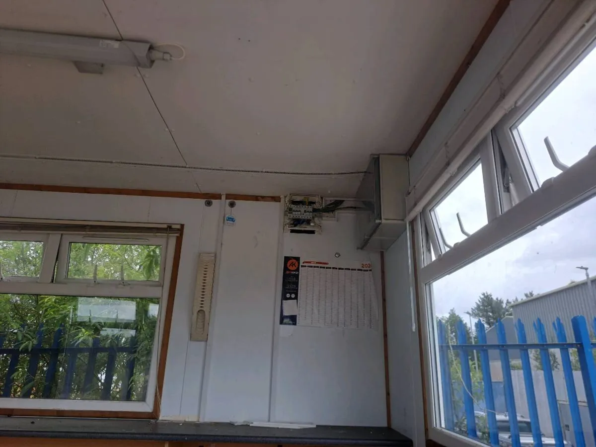 Office cabin - Image 2