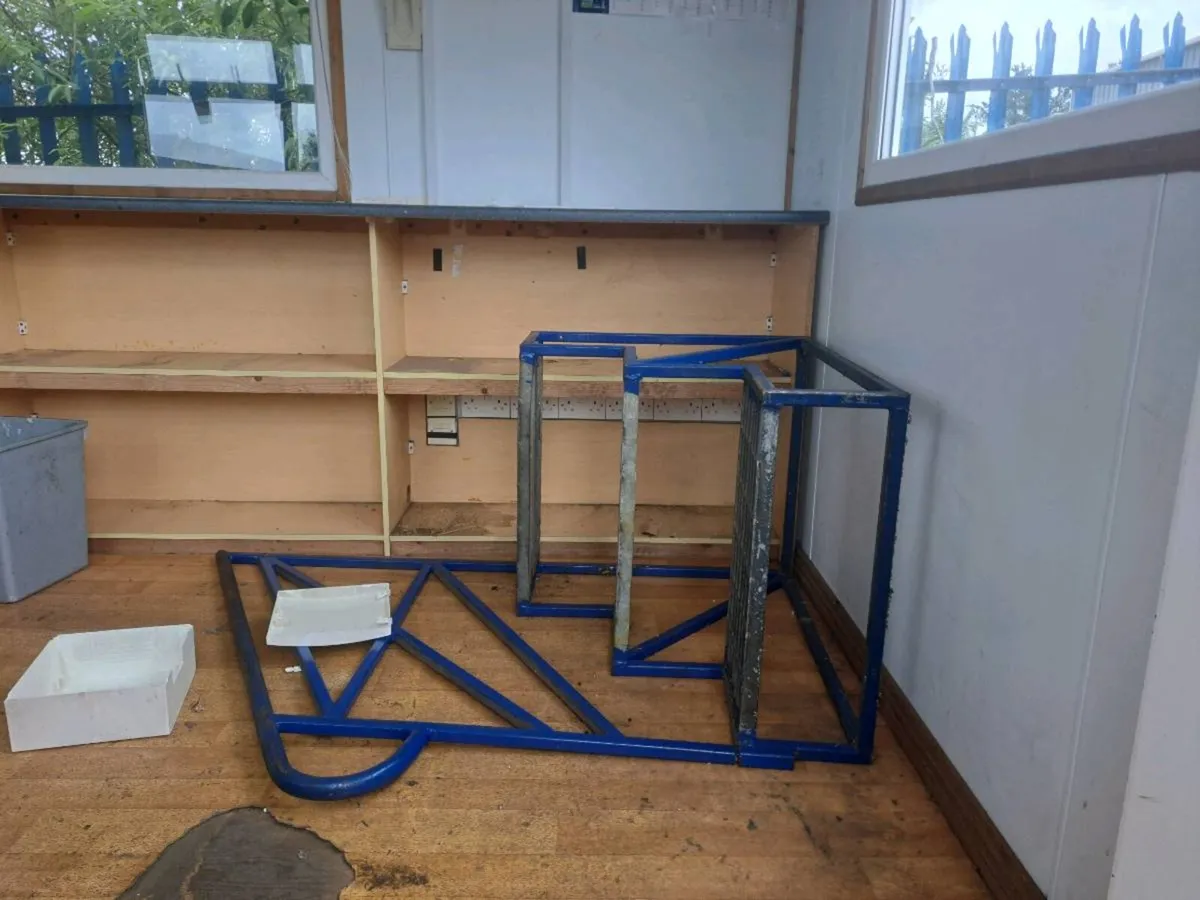 Office cabin - Image 4