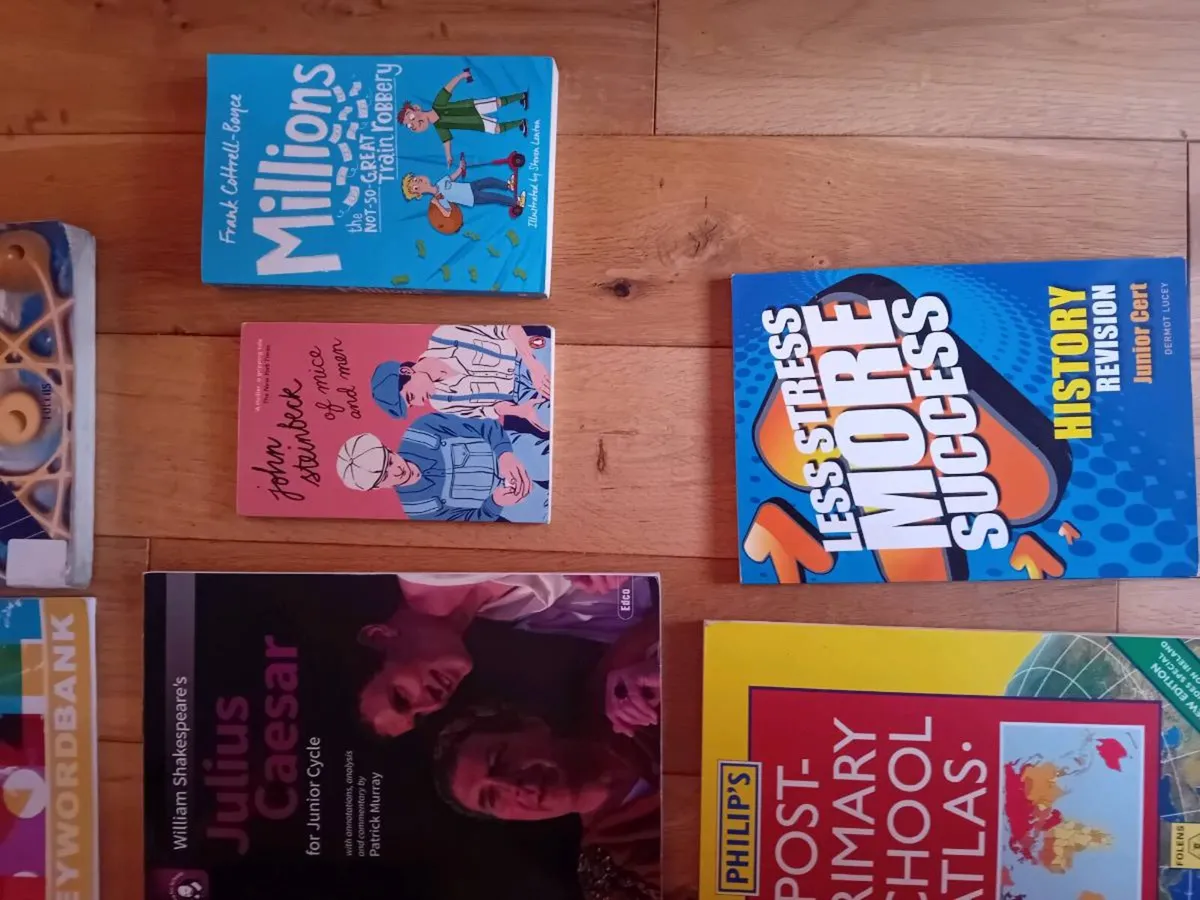 School books - Image 4