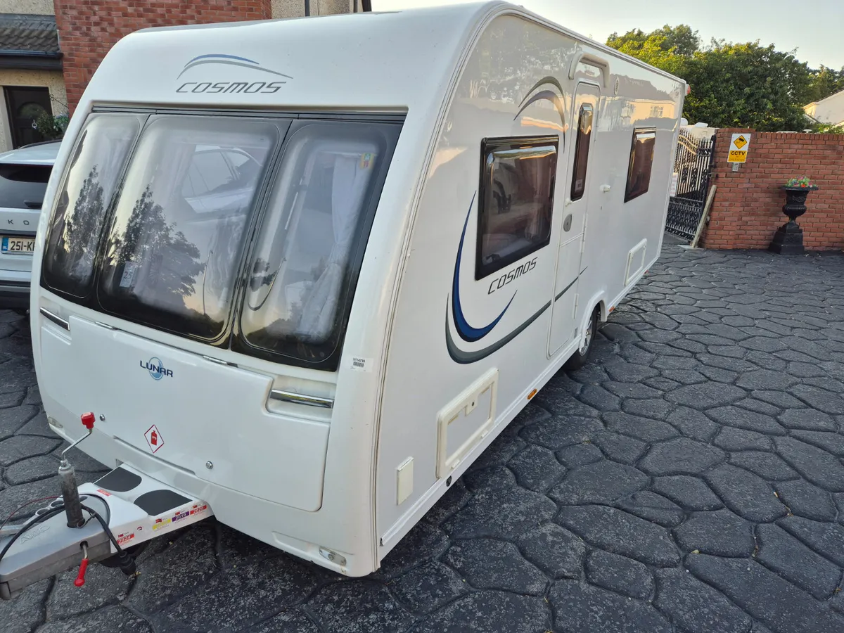 2015  Fixed  Bed Lunar Cosmos  544 - Image 1