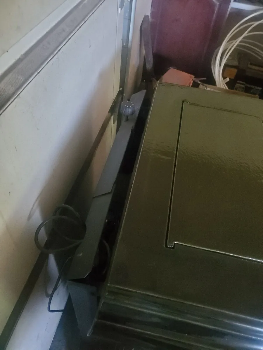 Nestor Martin/Efel 9kw oil stove fully refurbished - Image 3