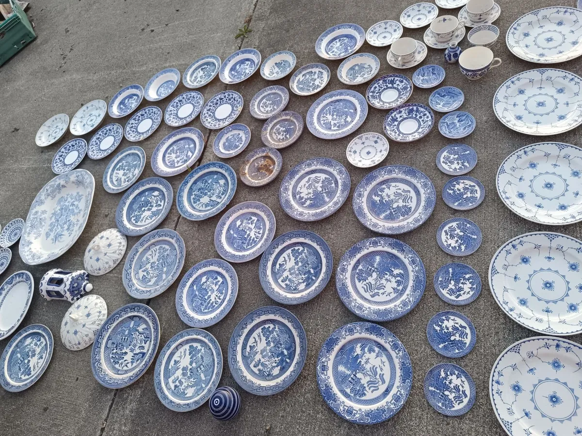 Antique collectable vintage plates bowls saucers - Image 4